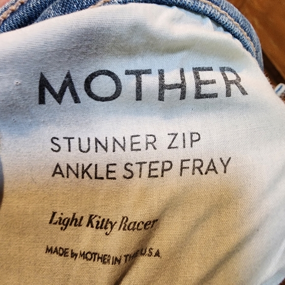 Mother The Stunner Zip Ankle Jeans In Light Kitty Racer - Picture 5 of 6